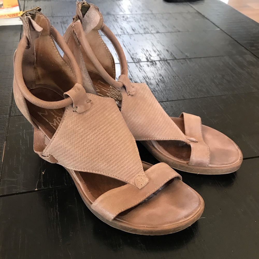 Miz mooz heels